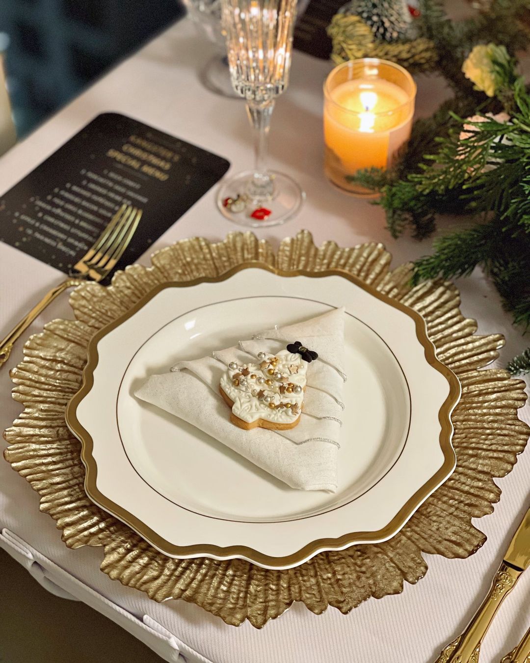 AGT-Noel-YumiYoeung-1